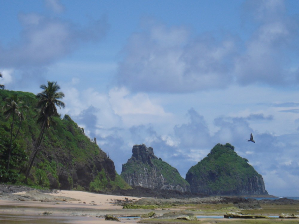 Morro Dois Irmãos, Fernando de Noronha - Um arquipélago paradisíaco