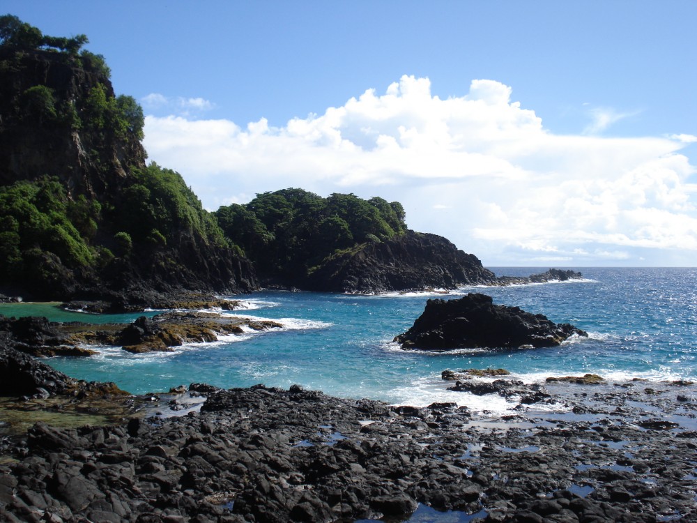 Baía dos Porcos, Fernando de Noronha - Um arquipélago paradisíaco