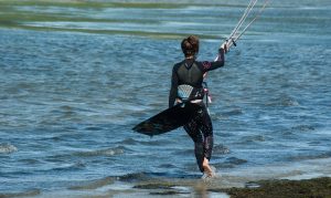 kitesurfing-1314686_1920